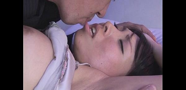 Cum Seeps From Chihiro Kitagawas Snatch After Sex